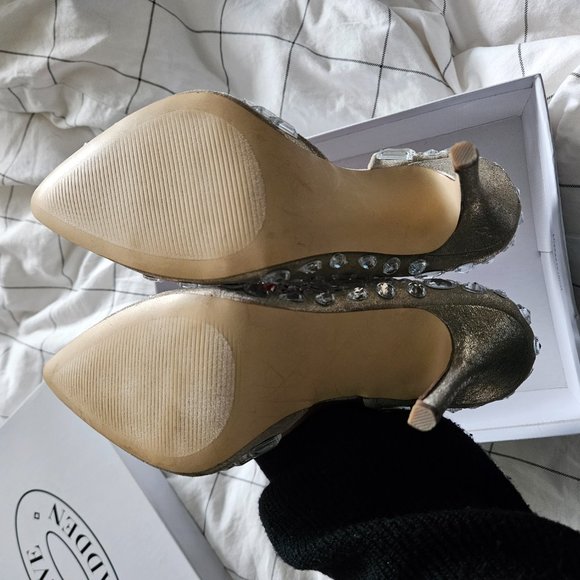 Steve Madden Pumps - Picture 2 of 3